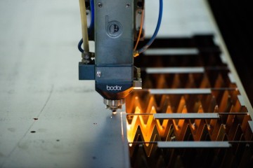 F 135 ScaleWidthWzY3MF0 v2