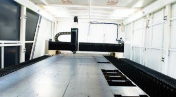 F 310 FillMaxWzM3MCwyODBd